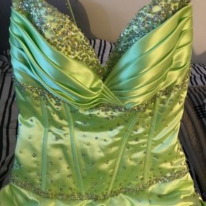 Prom dress